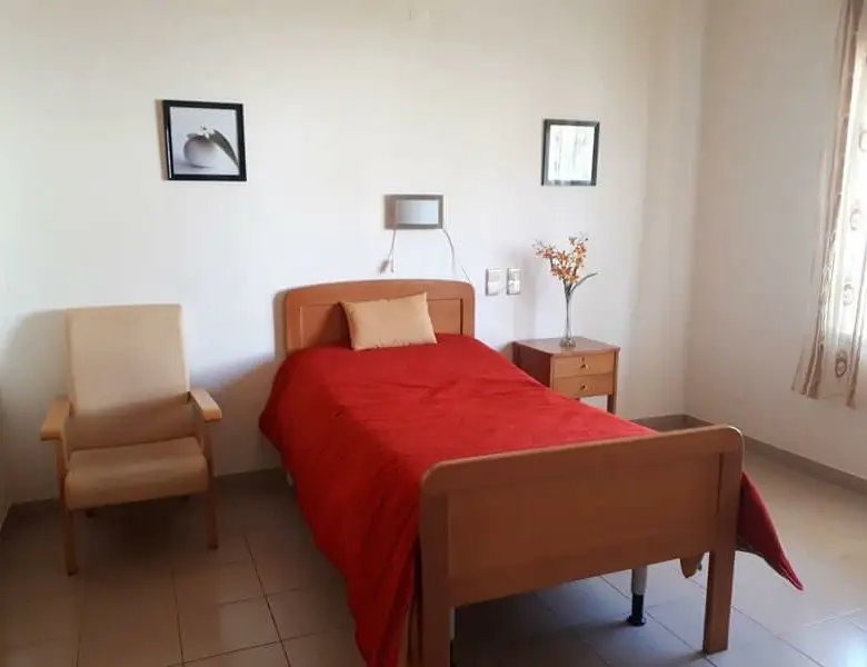 centro-de-repouso-e-lazer-fonte-serra-quarto-individual