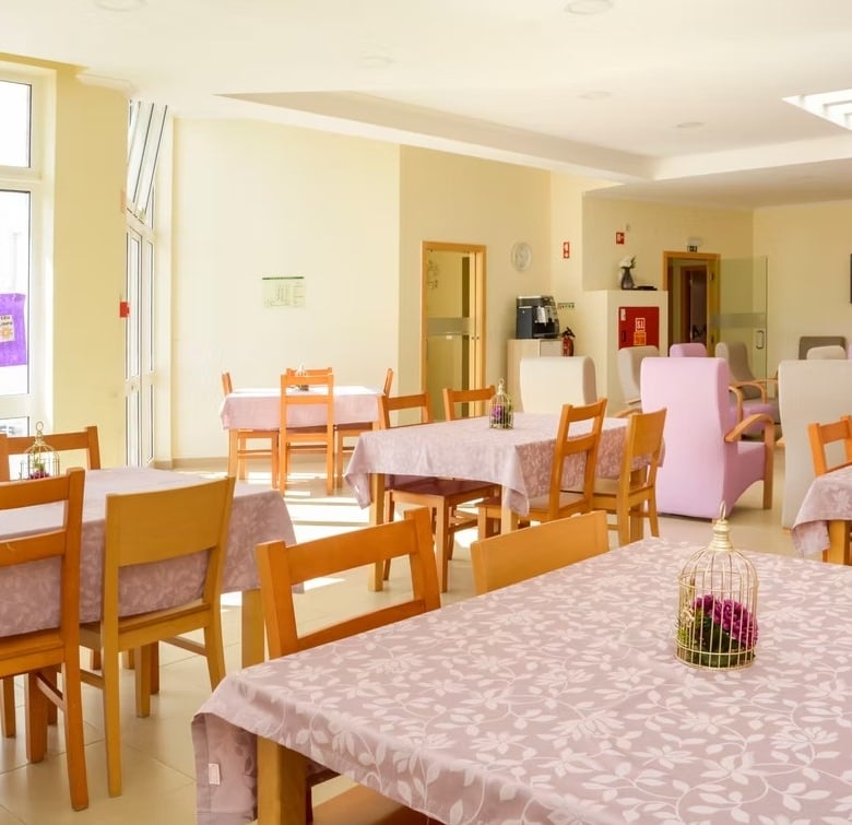 Recantos de Memórias Residência Geriátrica Sala de Refeicoes