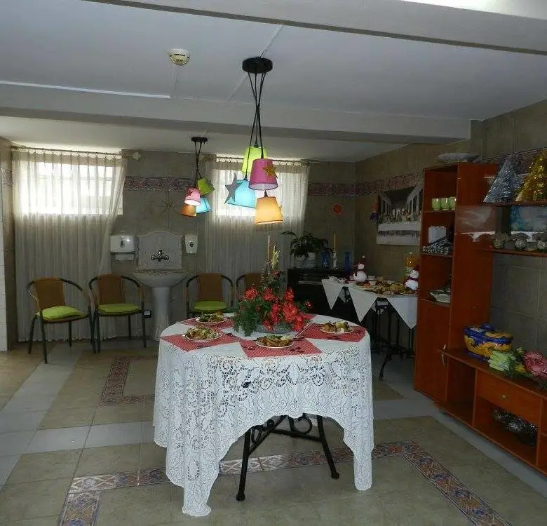 casa-de-repouso-solar-nossa-terra-sala