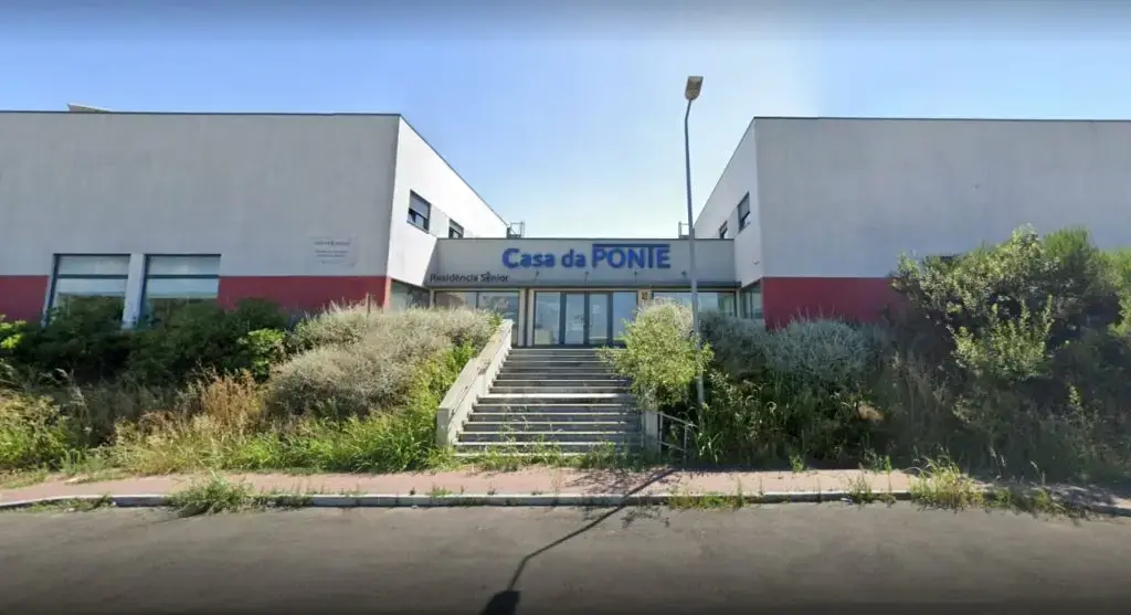 casa-da-ponte-residencia-senior-fachada