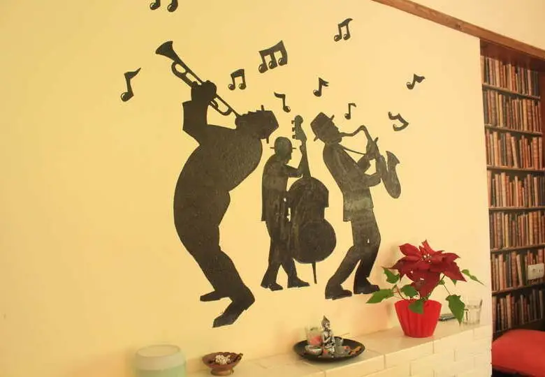 clave-de-sol-residencia-senior-cama-biblioteca