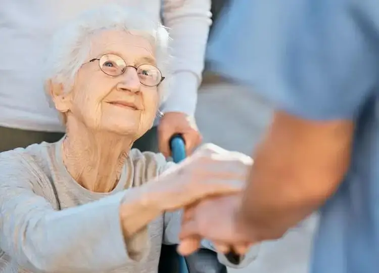 estadias-temporarias-em-residencias-senior