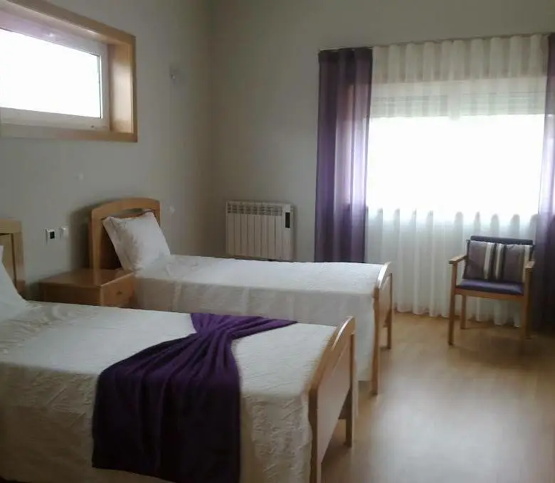 lar-fundacao-isabel-domingues-quarto-duplo