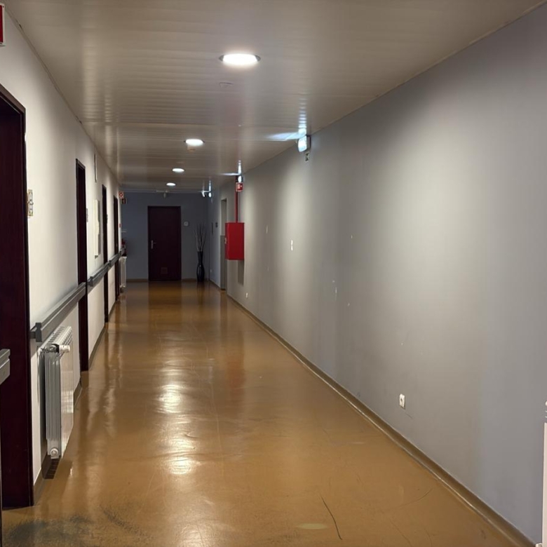 palace persona senior residence corredor
