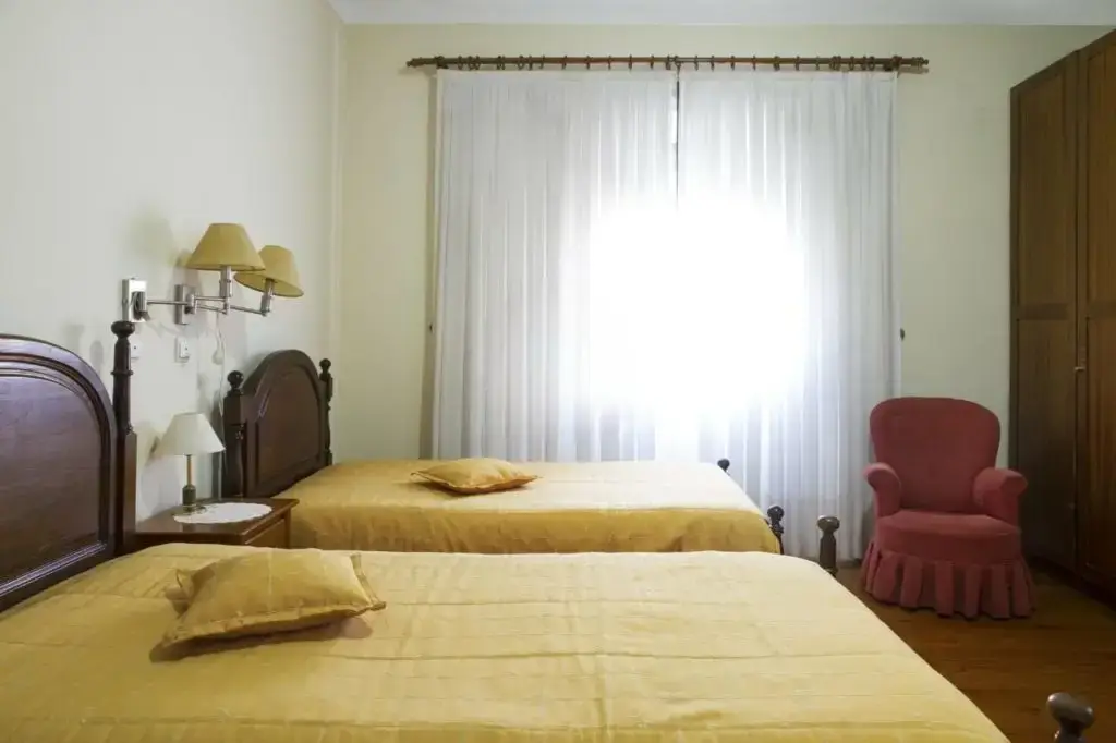 LAR DE IDOSOS RAIO DE SOL