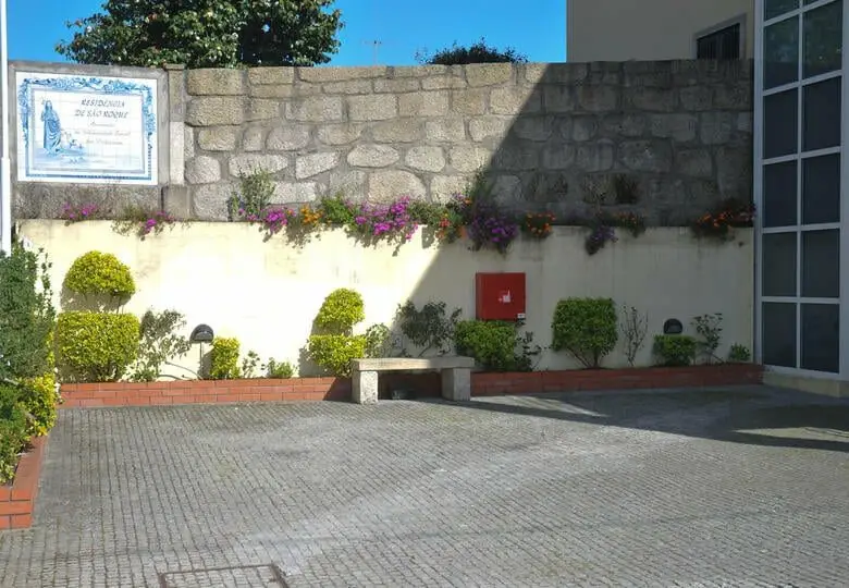 residencia-de-sao-roque-patio