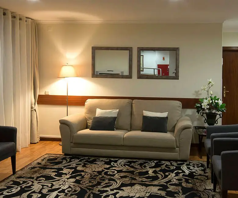 residencia-geriatrica-santa-ines-entrada