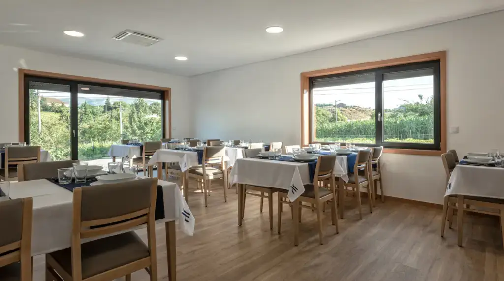 residencia-senior-dom-rodrigo-refeitorio