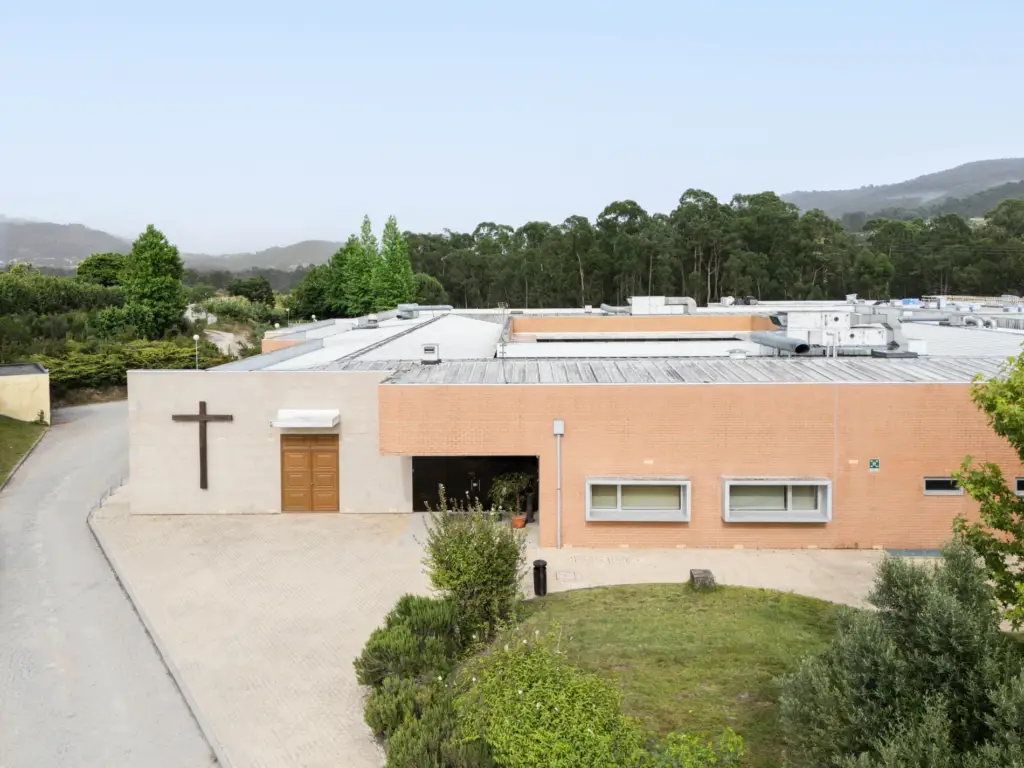 ser-barcelos-tregosa-5-sensi-residencias-senior-fachada
