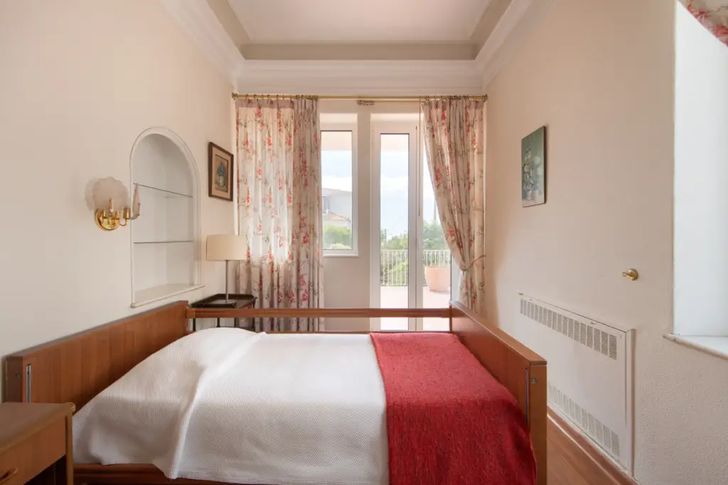 ser-estoril-sao-bartolomeu-quarto-individual