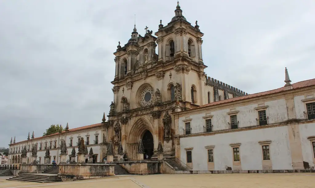 Guia Completo Melhores Lares de Idosos em Alcobaça