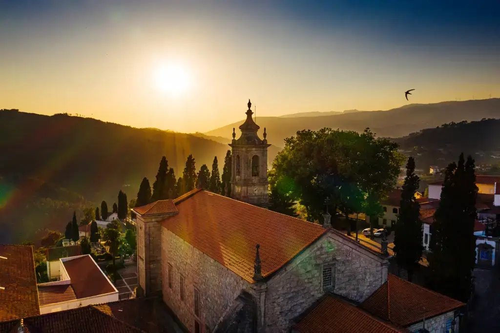 Guia Completo Melhores Lares de Idosos em Castro Daire