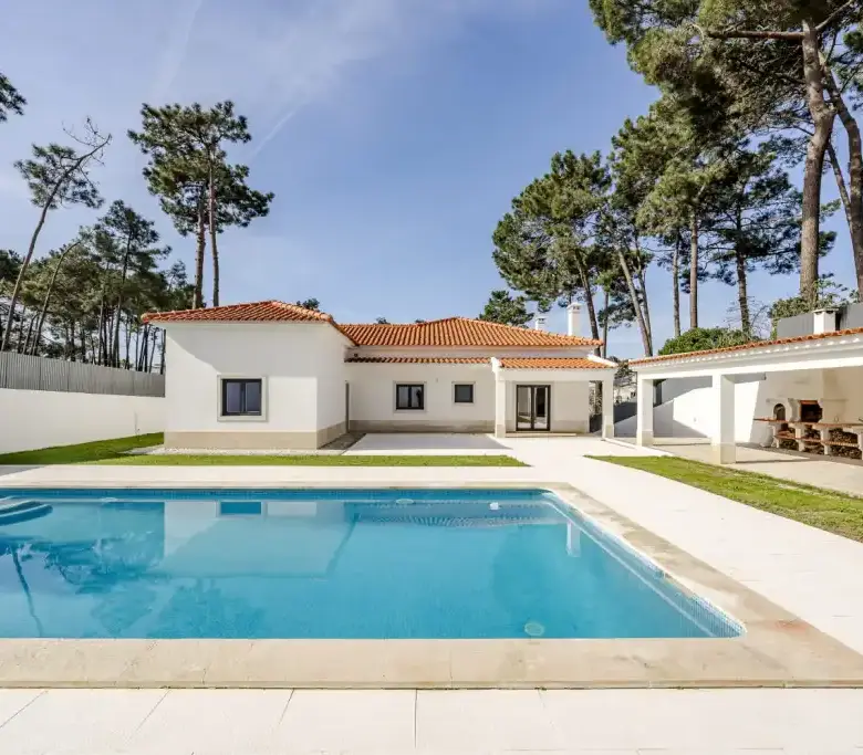 residencia-senior-da-aroeira-fachada
