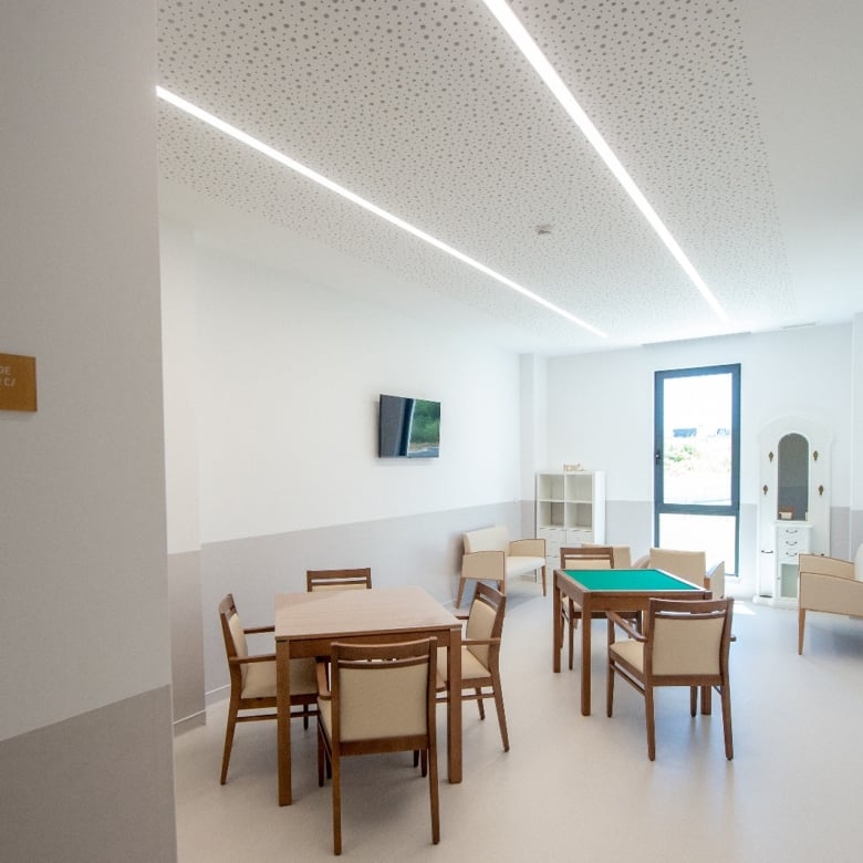 casa-saude-sao-mateus-residence-tondela-sala de estar (2)