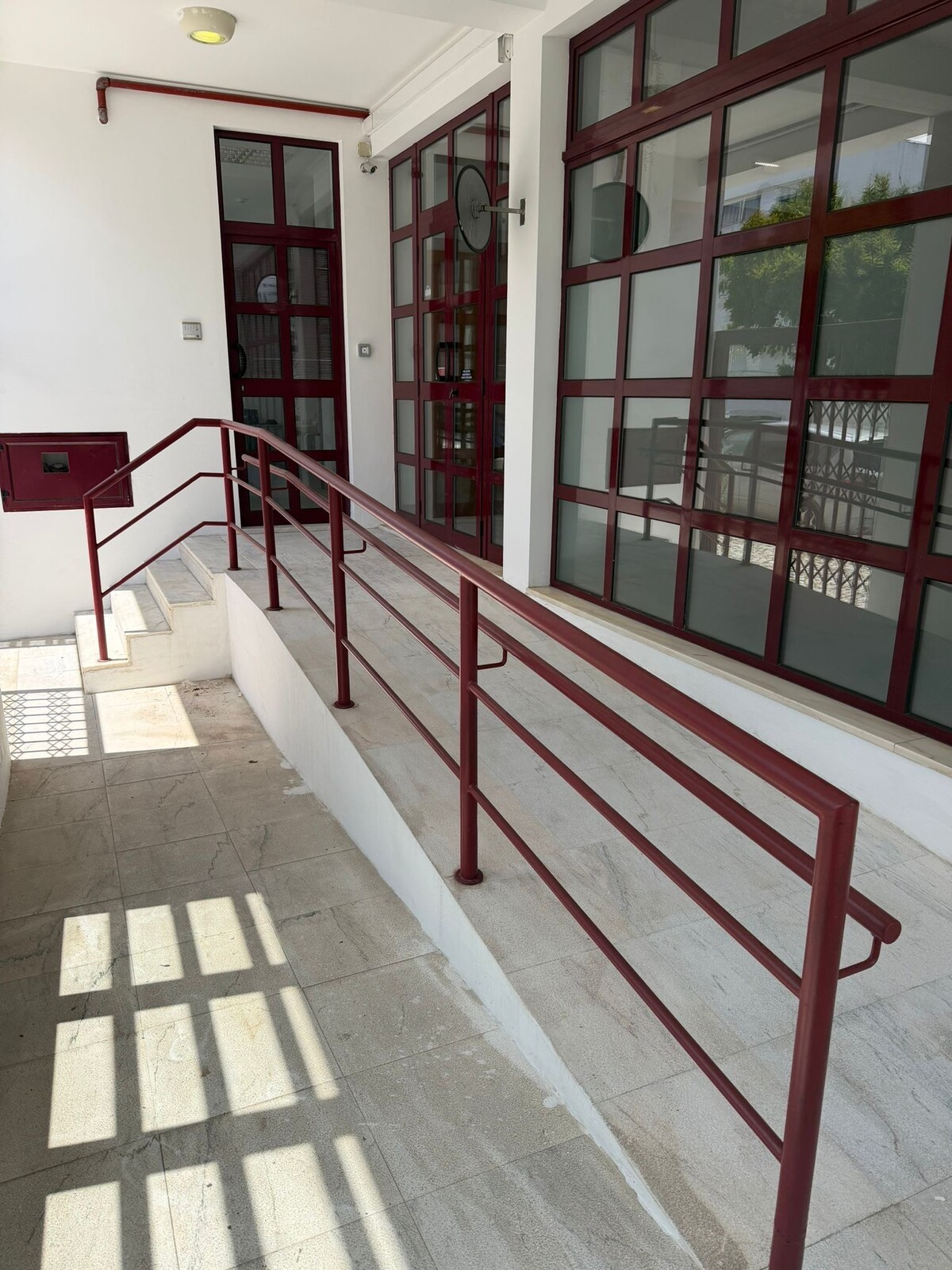 parcela-d-abracos-residencia-senior-entrada