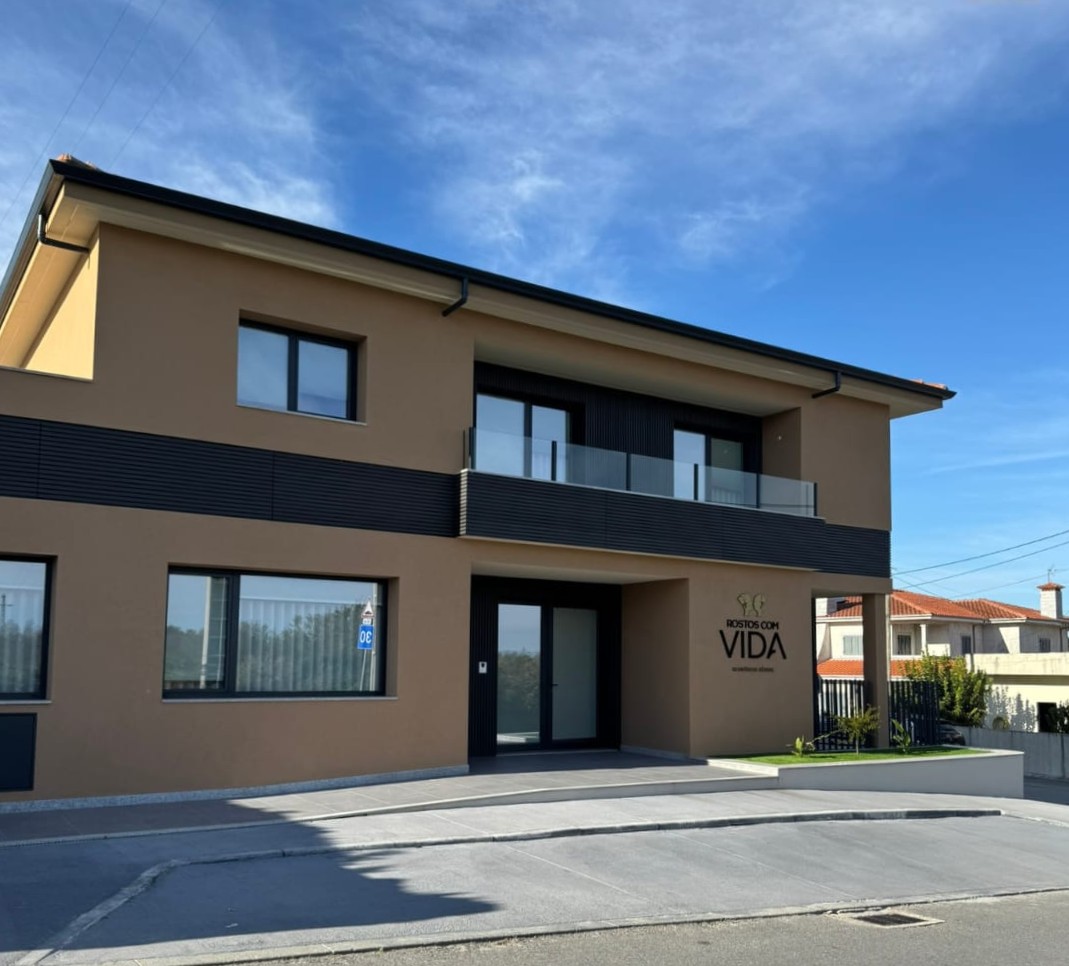 rostos-com-vida-residencia-senior-fachada